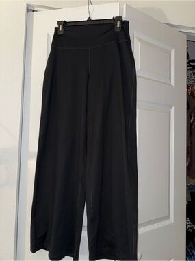 Wide leg pants